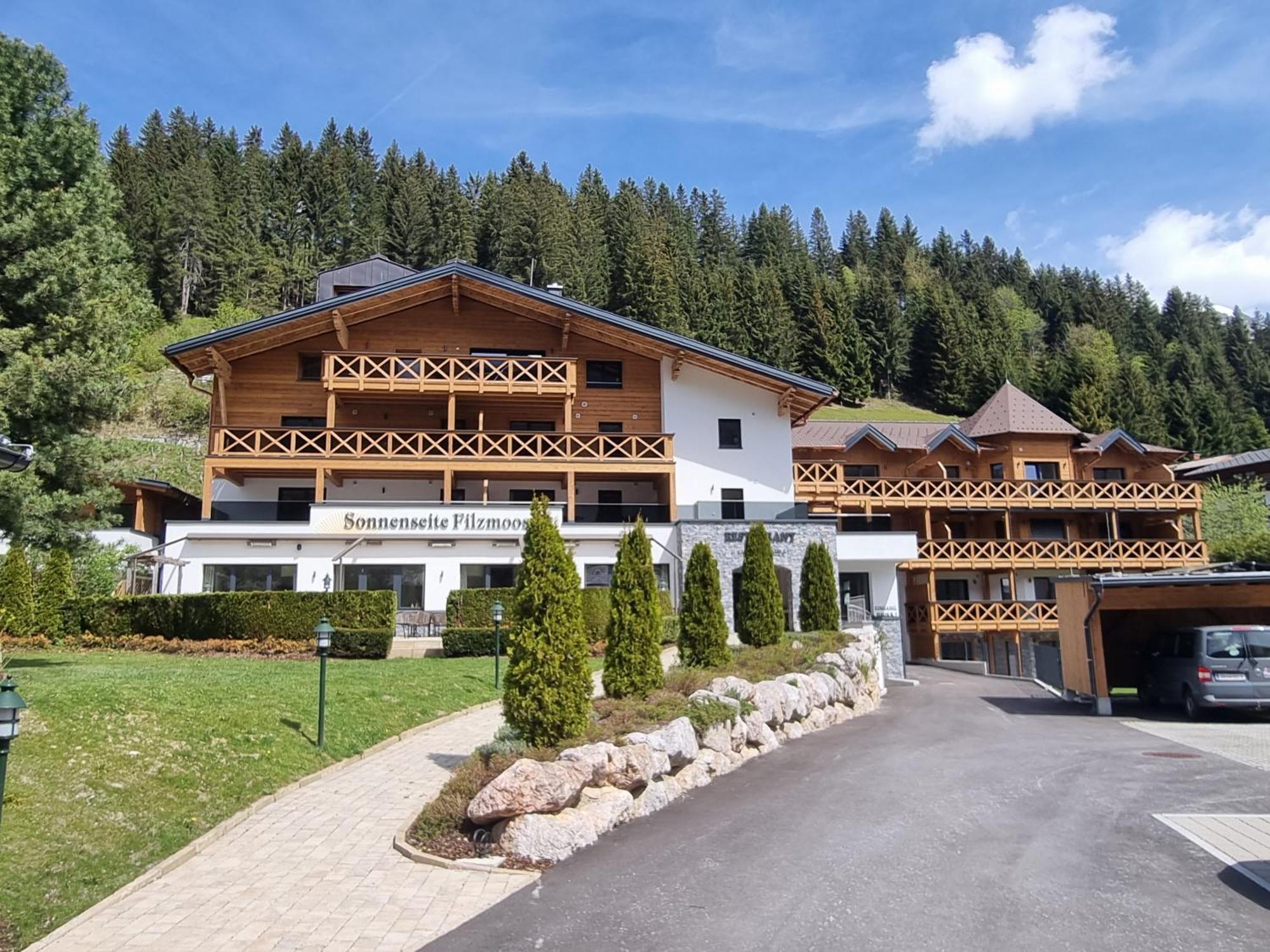 Sonnenseite Filzmoos Apartment Bagian luar foto